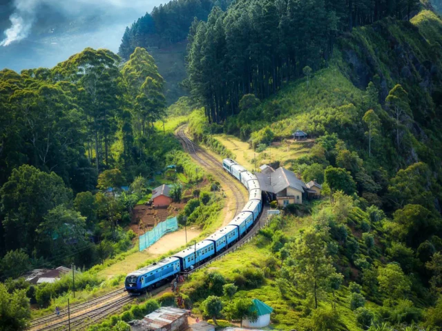 “Weekend Express” New Luxury Train to Ella