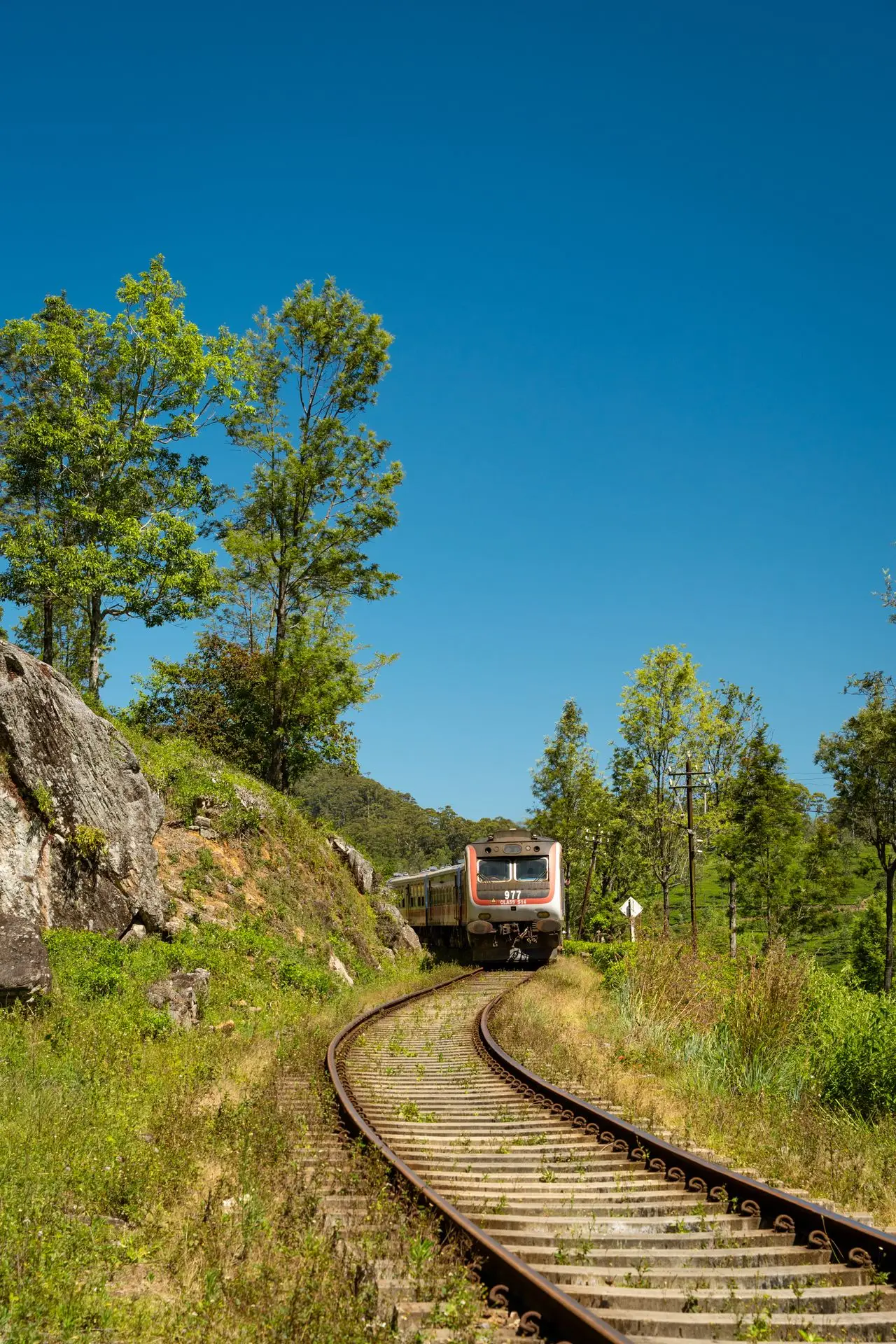 Seethawaka Odyssey luxury train to Avissawella